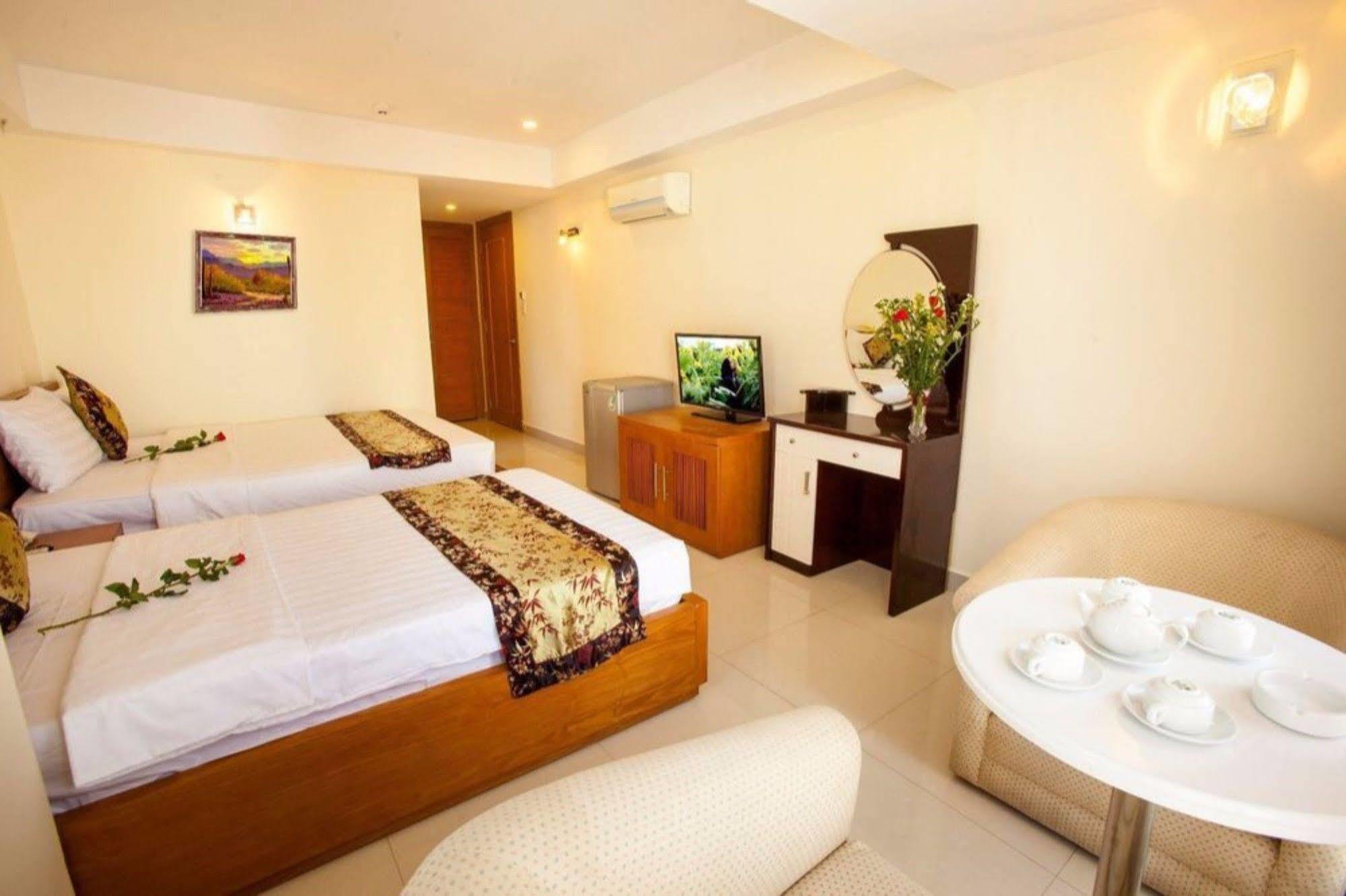 Art Boutique Hotel Нячанг Екстер'єр фото