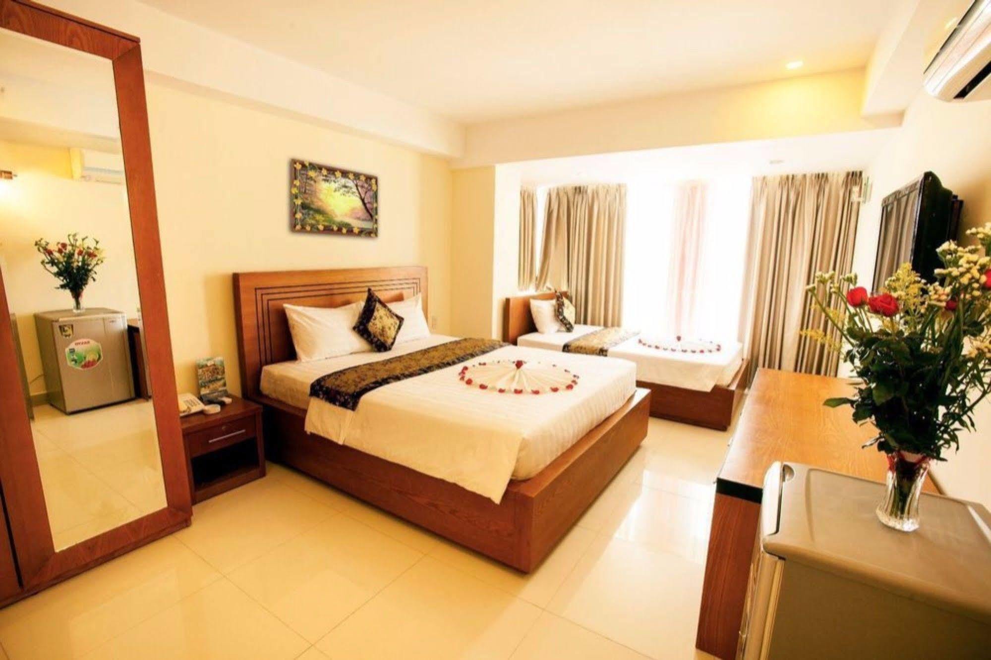 Art Boutique Hotel Нячанг Екстер'єр фото